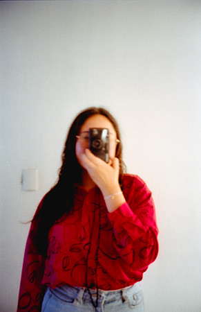 10 Kristel Calderón - Lomography 400 por Arca Film Lab (Agosto 2024) - Rollo 0290