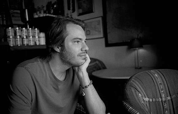 08 Mónica Minondo - Kodak TMAX 400 por Arca Film Lab (Febrero 2025) - Rollo 0742
