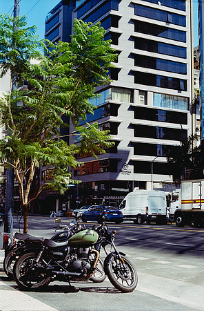 34 Daniel Dimitrakis - Kodak Ultramax 400 por Arca Film Lab (Enero 2025) - Rollo 0600