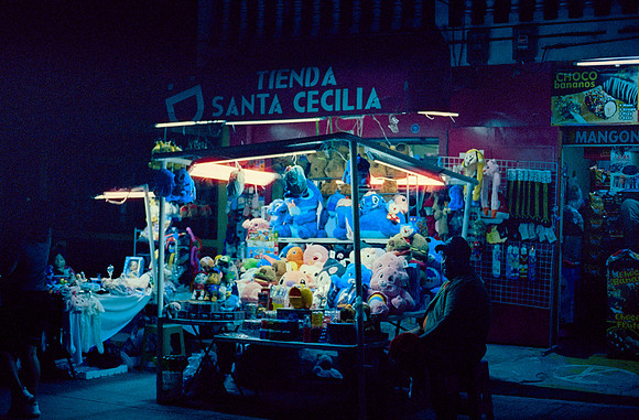30 Carlos Castro - Cinestill 800T por Arca Film Lab (Enero 2025) - Rollo 0592