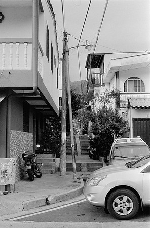 16 Gerardo Recinos - Fomapan 400 por Arca Film Lab (Noviembre 2024) - Rollo 0487