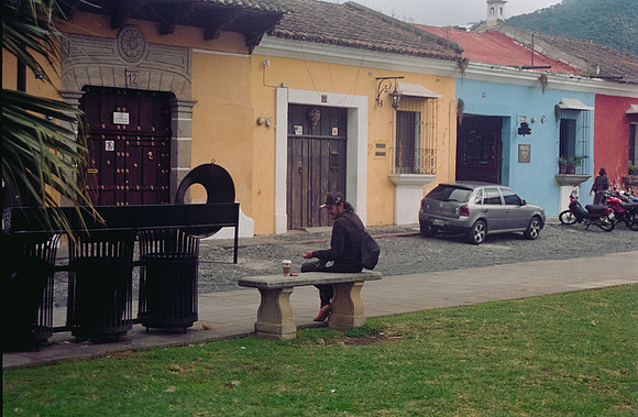 07 Ronald Ottoniel - Cinestill 400D por Arca Film Lab (Febrero 2025) - Rollo 0759