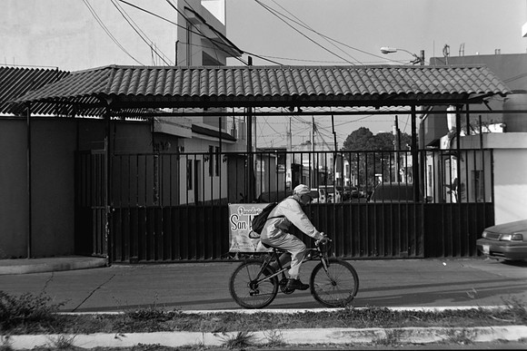26 Ivan Ortíx - Kodak BW400CN por Arca Film Lab (Abril 2024)