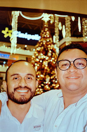13 Pablo Marroquín - Fujifilm 200 por Arca Film Lab (Junio 2024) - Rollo 0098