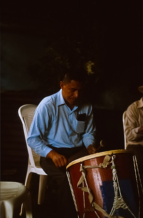 05 Ronald Ottoniel - Kodak Ektachrome por Arca Film Lab (Septiembre 2024) - Rollo 0387