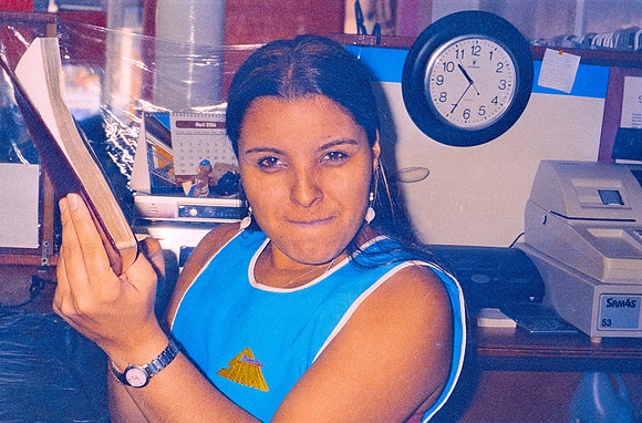 03 Caleb Rodríguez - Kodak 400 Max por Arca Film Lab (Enero 2025) - Rollo 0581