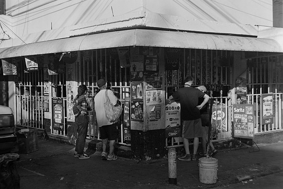 21 Ivan Ortíx - Kodak BW400CN por Arca Film Lab (Abril 2024)