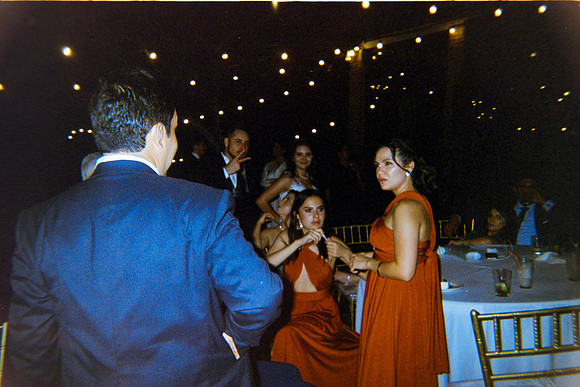 01 Rodrigo Flores - Fujifilm 400 por Arca Film Lab (Junio 2024) - Rollo 0100