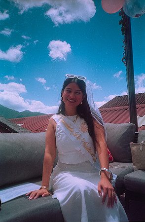 37 Valeria Ramírez - Fujifilm 400 por Arca Film Lab (Julio 2024) - Rollo 0204