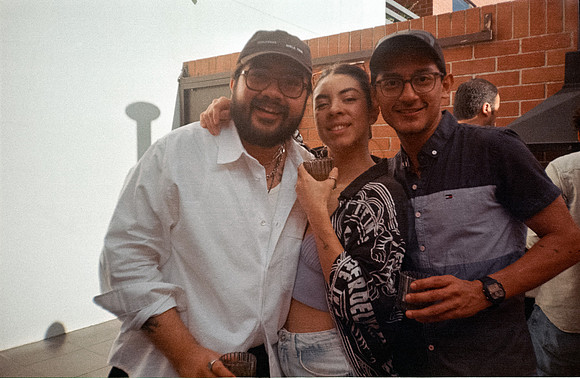 33 Rodrigo Cano - Fujifilm 200 por Arca Film Lab (Julio 2024) - Rollo 0178