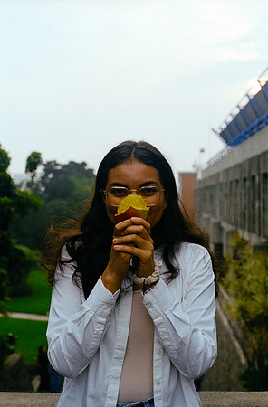 06 Adrián Cajax - Fujifilm 400 por Arca Film Lab (Abril 2025) - Rollo 0988