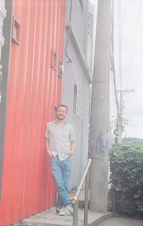 25 Elliot Morales - Cinestill 400D por Arca Film Lab (Noviembre 2024) - Rollo 0438