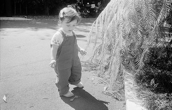 24 Mónica Minondo - Ilford HP5+ 400 por Arca Film Lab (Febrero 2025) - Rollo 0762