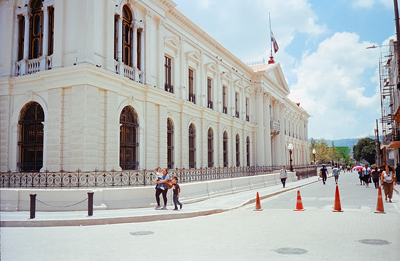 29 Daniela Saavedra - Fujifilm 400 - Arca Film Lab (Septiembre 2024) - Rollo 0340