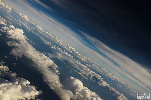Tierra y Espacio