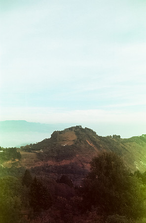 04 Rodrigo Bracamonte - Fujifilm Velvia 50 por Arca Film Lab (Enero 2025) - Rollo 0621