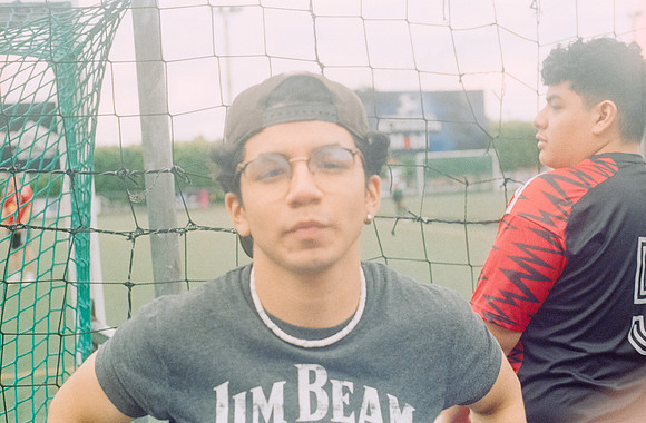16 Edgardo Laguardia - Kodak Gold 200 por Arca Film Lab (Marzo 2025) - Rollo 0809
