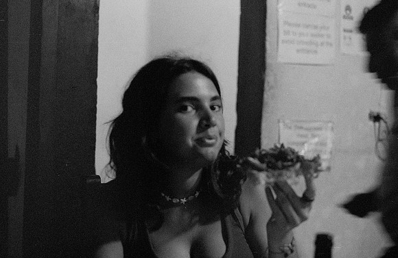 21 Alexander Daum - Ilford HP5+ 400 por Arca Film Lab (Noviembre 2024) - Rollo 0511
