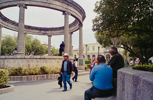 06 Ernesto Ábrego - Kodak Ultramax 400 por Arca Film Lab (Mayo 2025) - Rollo 1079