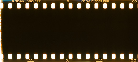 00001 Pablo Marroquín - Kodak Ektachrome 100 - Arca Film Lab (Noviembre 2024) - Rollo 0455