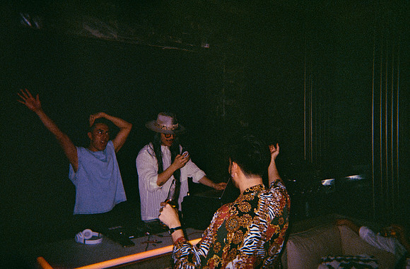 14 Gustavo Dávila - Fujifilm 400 por Arca Film Lab (Marzo 2025) - Rollo 0801
