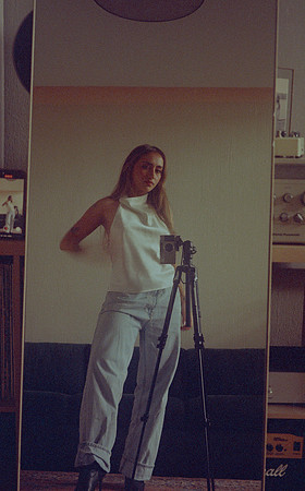 34 Vivian Kotouch - Lomography 400 por Arca Film Lab (Octubre 2024) - Rollo 0417