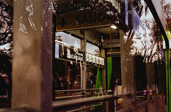 20 Alexander Daum - Fujifilm 200 por Arca Film Lab (Diciembre 2024) - Rollo 0559
