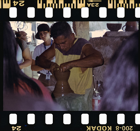23 Rodrigo Gonzalez - Kodacolor 200 por Arca Film Lab (Junio 2025) - Rollo 1117