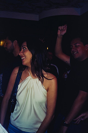 29 Jazmine Sousa - Cinestill 800T por Arca Film Lab (Abril 2025) - Rollo 0971