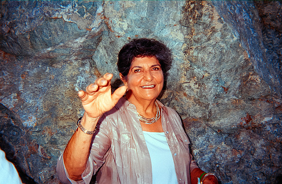 22 Mafer Melgar - Fujifilm 400 por Arca Film Lab (Junio 2024) - Rollo 0129