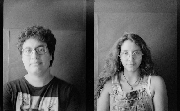 09 Natalia Mendoza - Kentmere Pan 400 por Arca Film Lab (Junio 2025) - Rollo 1123