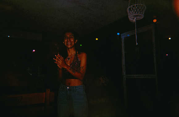 18 Navneet - Kodak Gold 200 por Arca Film Lab (Junio 2025) - Rollo 1109