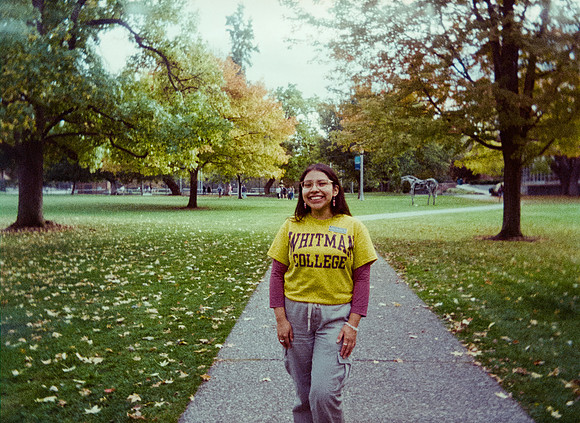 14 Eyleen Menchú - Kodak Ultramax 400 por Arca Film Lab (Enero 2025) - Rollo 0630