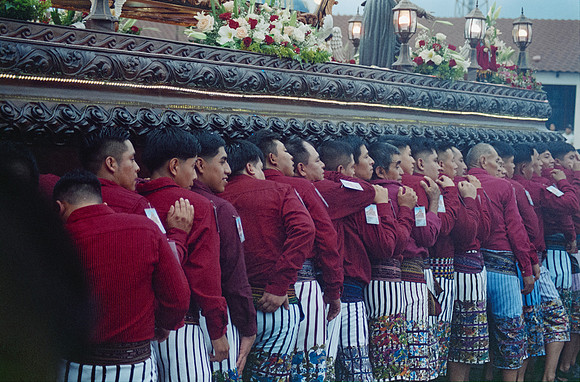 26 Ronald Ottoniel - Cinestill 400D por Arca Film Lab (Abril 2025) - Rollo 0974