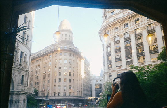 05 Mai Vidaurre - Fujifilm 400 por Arca Film Lab (Mayo 2025) - Rollo 1004