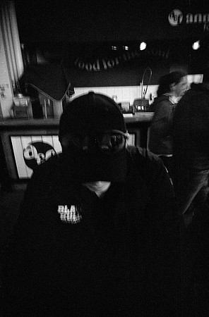 17 Rafael Ortíz - Ilford HP5+ 400 por Arca Film Lab (Octubre 2024) - Rollo 0400