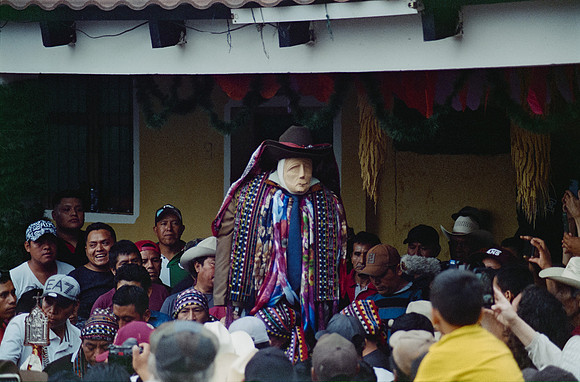 31 Ronald Ottoniel - Cinestill 400D por Arca Film Lab (Abril 2025) - Rollo 0974