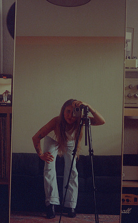 35 Vivian Kotouch - Lomography 400 por Arca Film Lab (Octubre 2024) - Rollo 0417