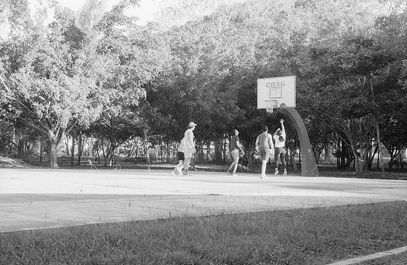 21 Valeria Minera - Kentmere Pan 400 por Arca Film Lab (Abril 2025) - Rollo 0960