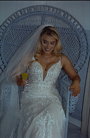 10 Eva Zelenková- Kodacolor 200 por Arca Film Lab (Febrero 2025) - Rollo 0744