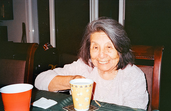 15 Lucía Paíz - Kodak Gold 200 - Arca Film Lab (Octubre 2024) - Rollo 0380