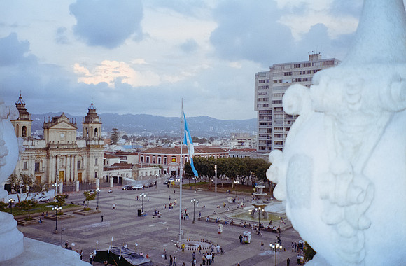 17 Mónica Alarcón - Kodak Gold 200 por Arca Film Lab (Enero 2025) - Rollo 0626