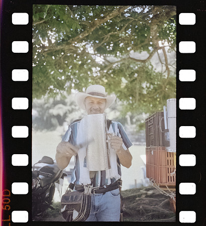 03 David Santiago - Cinestill 50D por Arca Film Lab (Febrero 2025) - Rollo 0704