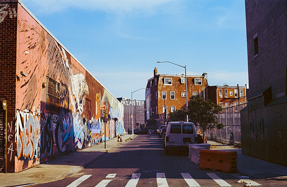 13 María Varillas - Kodak Ektar 100 por Arca Film Lab (Enero 2025) - Rollo 0594