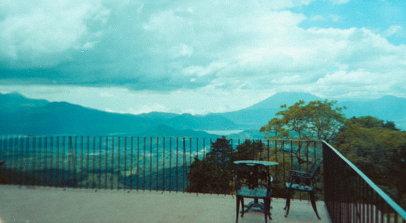 12 Alexander Daum - Fujifilm 400 por Arca Film Lab (Abril 2025) - Rollo 0900