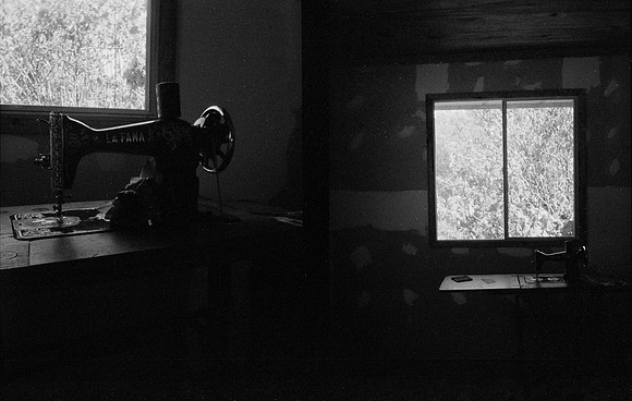 26 Melissa Paises - Ilford HP5+ 400 por Arca Film Lab (Febrero 2025) - Rollo 0686