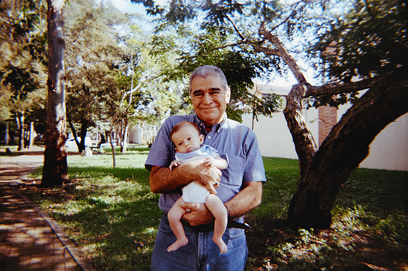 12 Sarah Chinchilla - Kodak Gold 200 por Arca Film Lab (Diciembre 2024) - Rollo 0522