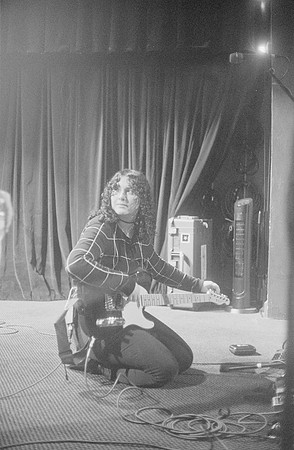 17 Luis Pablo Pérez - Ilford HP5+ 400 por Arca Film Lab (Noviembre 2024) - Rollo 0465