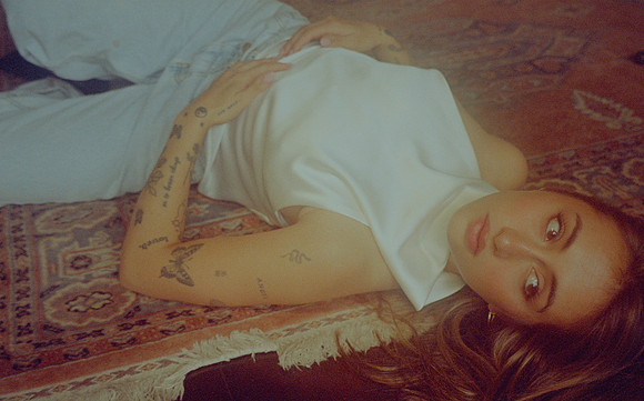 19 Vivian Kotouch - Lomography 400 por Arca Film Lab (Octubre 2024) - Rollo 0417
