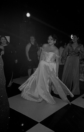 18 Natalia Mendoza - Kentmere Pan 400 por Arca Film Lab (Febrero 2025) - Rollo 0697